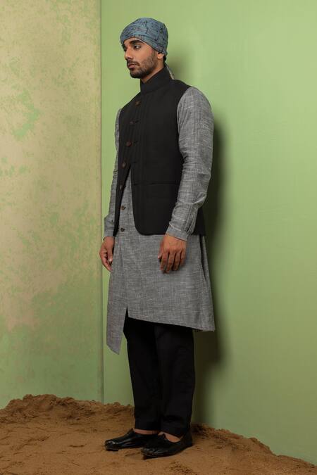 Shop Ankita Shahabadi Grey Linen Robai Overlap Detailed Bundi And Kurta Set at Aza Fashions Shop_Ankita Shahabadi_Grey Linen Robai Overlap Detailed Bundi And Kurta Set _at_Aza_Fashions