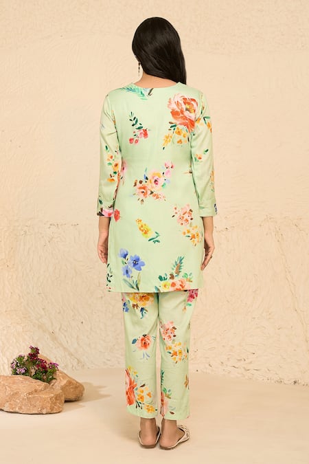 Shop Chrkha Green Cotton Satin Print Floral V Neck Flower Short Kurta With Pant at Aza Fashions Shop_Chrkha_Green Cotton Satin Print Floral V Neck Flower Short Kurta With Pant _at_Aza_Fashions