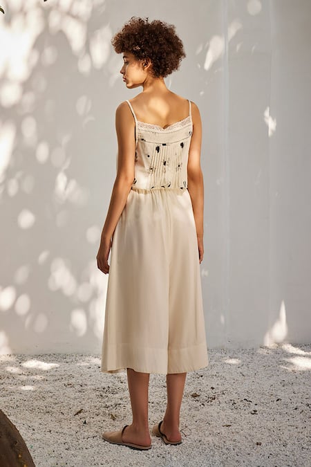 Shop_Kharakapas_Off White Cotton Sweet Mist Mulmul Flared Culottes _at_Aza_Fashions