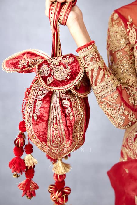 Torani Sindoori Iqra Silk Velvet Potli 