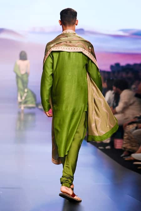 Shop Punit Balana Green Silk, Tussar Embroidery Neckline Kurta Set With Dushala at Aza Fashions Shop_Punit Balana_Green Silk, Tussar Embroidery Neckline Kurta Set With Dushala _at_Aza_Fashions