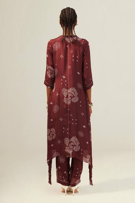Shop Amka Maroon Chiffon Embroidery Round Neck Kinari Printed Kurta And Pant Set at Aza Fashions Shop_Amka_Maroon Chiffon Embroidery Round Neck Kinari Printed Kurta And Pant Set_at_Aza_Fashions