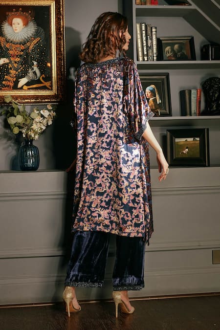 Priyanka Jain_Blue Velvet Lining Shantoon Floral Print, Sequin And Beads Kurta & Palazzo Set _Online_at_Aza_Fashions