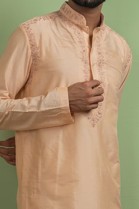 Shop Ankita Shahabadi Pink Silk Embroidery Thread Pirwai Kurta at Aza Fashions Shop_Ankita Shahabadi_Pink Silk Embroidery Thread Pirwai Kurta _at_Aza_Fashions