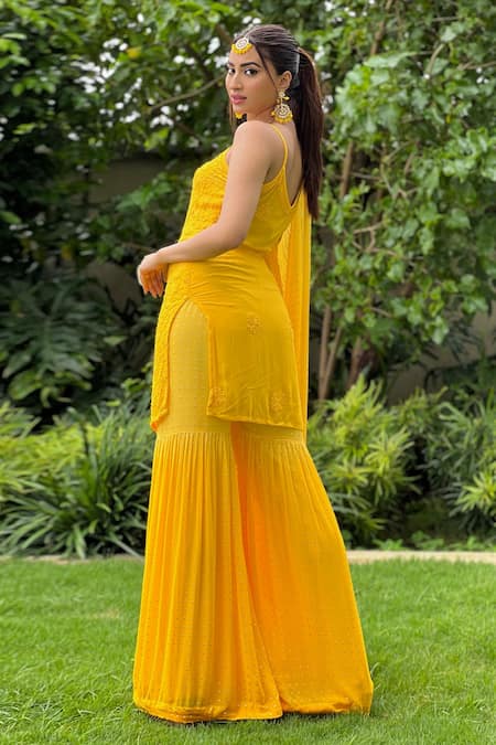 Shop LABEL AISHWARYRIKA Yellow Georgette Chikankari Resham Thread Mughal Embroidered Short Kurta Set at Aza Fashions Shop_LABEL AISHWARYRIKA_Yellow Georgette Chikankari Resham Thread Mughal Embroidered Short Kurta Set _at_Aza_Fashions