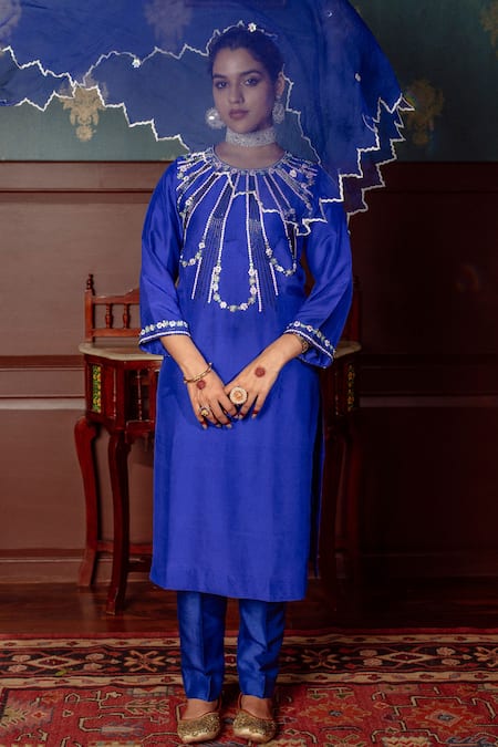 LAHARIO Sun Burst Embellished Yoke Kurta Pant Set 