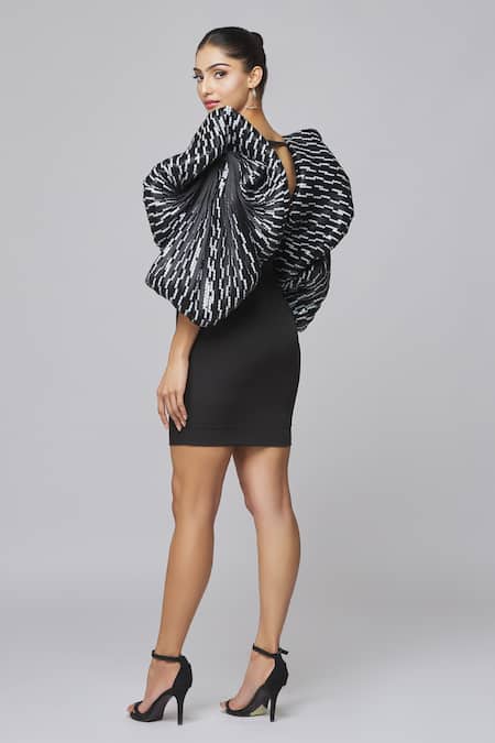 Shop Amit Aggarwal Black Crepe Embroidery Scoop Neck Oversize Balloon Sleeve Dress at Aza Fashions Shop_Amit Aggarwal_Black Crepe Embroidery Scoop Neck Oversize Balloon Sleeve Dress _at_Aza_Fashions