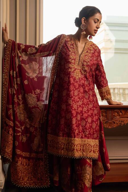 Shop Tarun Tahiliani Wine Silk Dupion And Embroidery Paisley Notched Kurta Salwar Set at Aza Fashions Shop_Tarun Tahiliani_Wine Silk Dupion And Embroidery Paisley Notched Kurta Salwar Set_at_Aza_Fashions