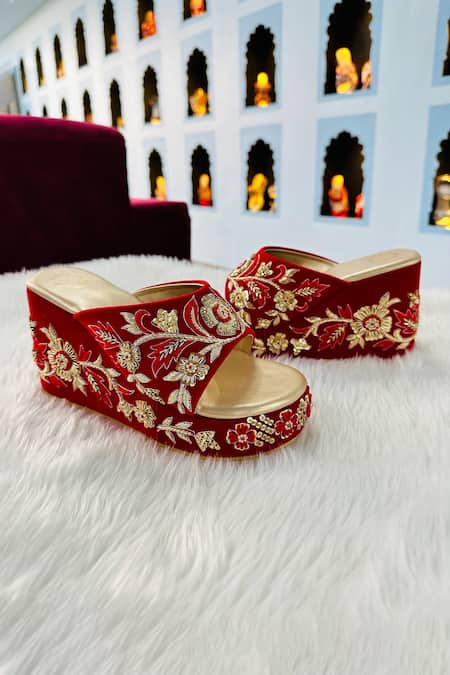 Shop Shiveen Shiveen Red Embroidered Panca Palaash Wedges at Aza Fashions Shop_Shiveen Shiveen_Red Embroidered Panca Palaash Wedges _at_Aza_Fashions