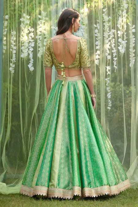 Shop Shyam Narayan Prasad Green Brocade, Organza Embroidery, Bridal Lehenga Set With Zardozi Work Blouse at Aza Fashions Shop_Shyam Narayan Prasad_Green Brocade, Organza Embroidery, Bridal Lehenga Set With Zardozi Work Blouse _at_Aza_Fashions