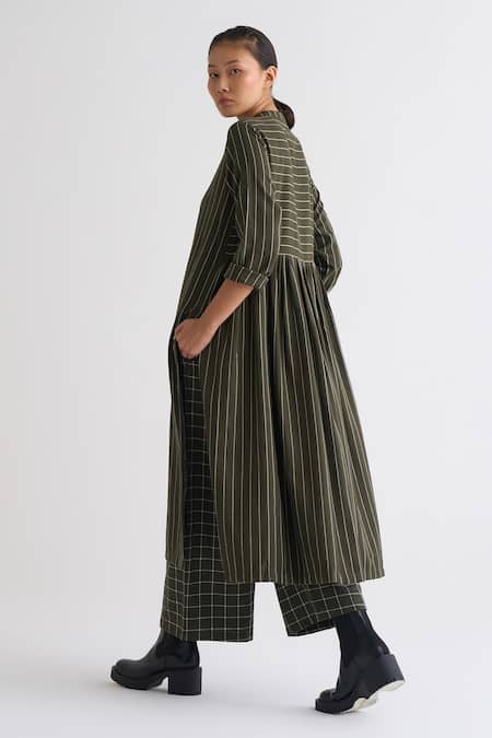 Shop Three Green Melange Band Collar Stripe Pattern Jacket Checkered Broad Pants at Aza Fashions Shop_Three_Green Melange Band Collar Stripe Pattern Jacket Checkered Broad Pants _at_Aza_Fashions