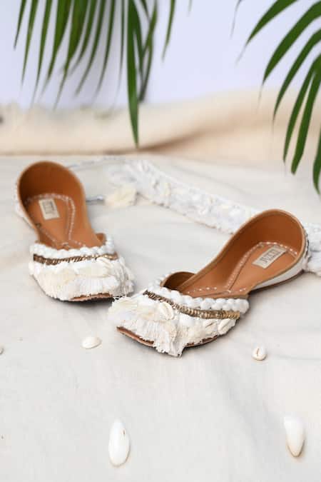 Shop_Jutti Express_White Embroidered Malibu Juttis _at_Aza_Fashions