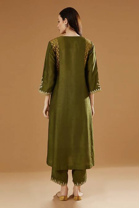 Shop OMI Green Cotton Embroidery Split V-neck Placement Hand Kurta Set at Aza Fashions Shop_OMI_Green Cotton Embroidery Split V-neck Placement Hand Kurta Set _at_Aza_Fashions