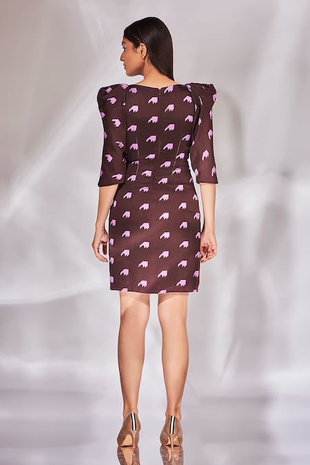 Shop_Senren by Eshana Raut_Brown Crepe V-neck Geometric Print Dress _at_Aza_Fashions
