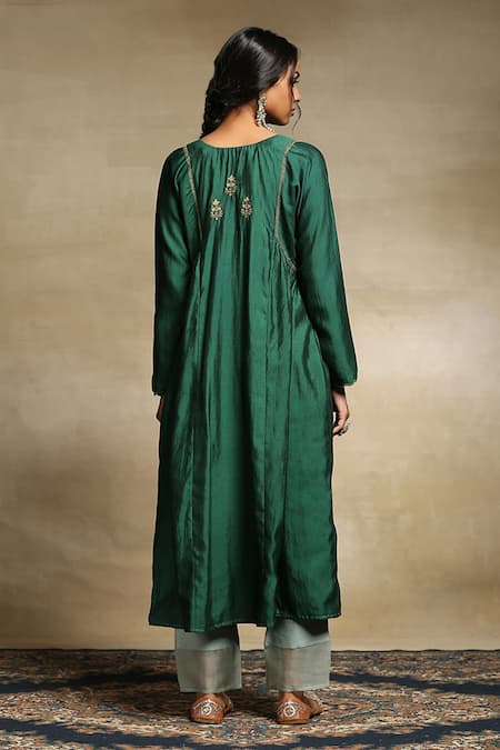 Shop_Weaver Story_Green Handwoven Pure Chanderi Zari Round Embroidered Kurta And Pant Set _at_Aza_Fashions