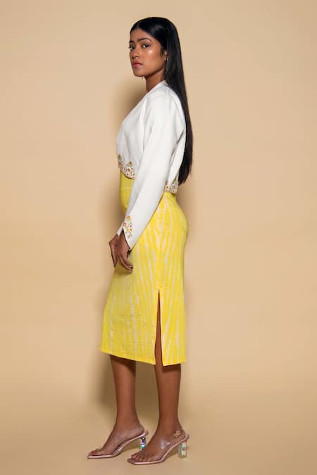 Shop_Ranng Label_Yellow Lycra Round Neck Tie Dye Midi Dress _at_Aza_Fashions