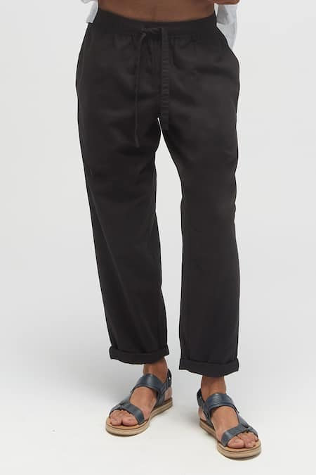Shop Terra Luna Black 100% Organic Handloom Oxford Cotton Solid Drawstring Pant at Aza Fashions Shop_Terra Luna_Black 100% Organic Handloom Oxford Cotton Solid Drawstring Pant_at_Aza_Fashions