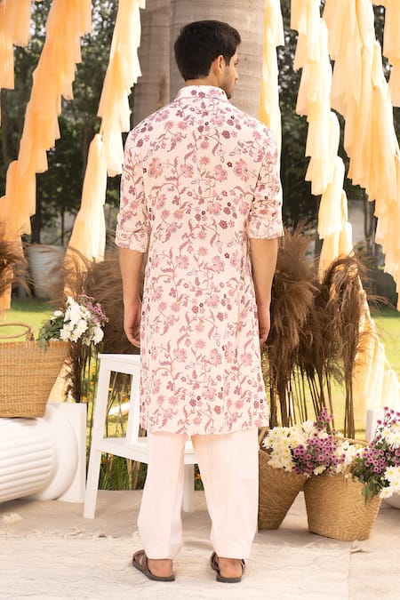 Chhavvi Aggarwal Botanical Print Kurta Set 