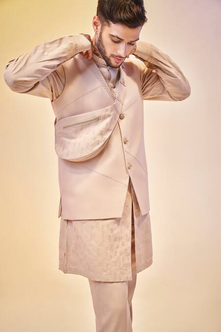 Shop Kora By Nilesh Mitesh Peach Silk Embroidery Thread Kurta Set at Aza Fashions Shop_Kora By Nilesh Mitesh_Peach Silk Embroidery Thread Kurta Set_at_Aza_Fashions