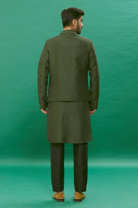 Shop Rng Safawala Green Raw Silk Gota, Thread And Work Bundi & Kurta Set at Aza Fashions Shop_Rng Safawala_Green Raw Silk Gota, Thread And Work Bundi & Kurta Set_at_Aza_Fashions