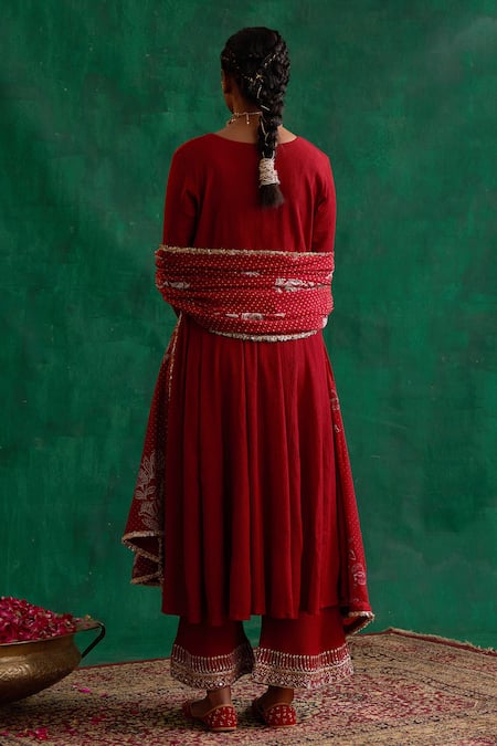 Shop Rekha Agra Red Crinkled Cotton Silk, Dupatta Crepe Anarkali Set With Hand Block Print at Aza Fashions Shop_Rekha Agra_Red Crinkled Cotton Silk, Dupatta Crepe Anarkali Set With Hand Block Print _at_Aza_Fashions