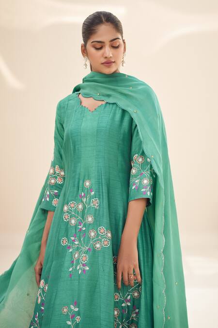 Shop Hirika & Dhruti Green Silk, Organza, Crepe Beads, Cut Hand Embroidered Anarkali With Dupatta at Aza Fashions Shop_Hirika & Dhruti_Green Silk, Organza, Crepe Beads, Cut Hand Embroidered Anarkali With Dupatta _at_Aza_Fashions
