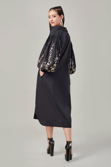 EK Dhaaga Balloon Sleeve Embellished Dress 