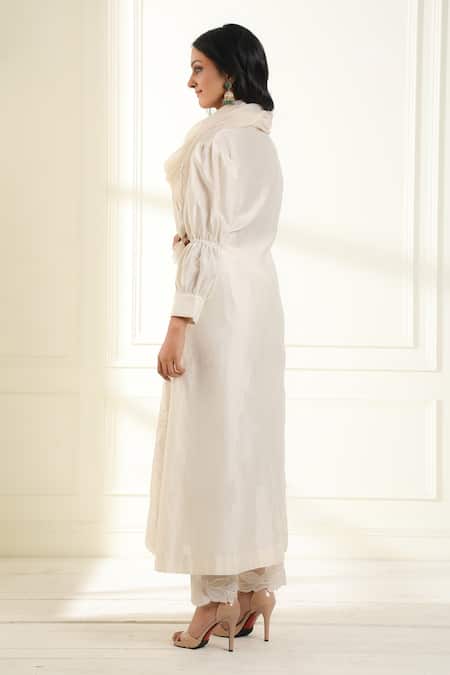 Shop Omana By Ranjana Bothra Ivory Chanderi, Organza Applique, Embroidery, Tassels V-neck Safina Kurta Set at Aza Fashions Shop_Omana By Ranjana Bothra_Ivory Chanderi, Organza Applique, Embroidery, Tassels V-neck Safina Kurta Set _at_Aza_Fashions