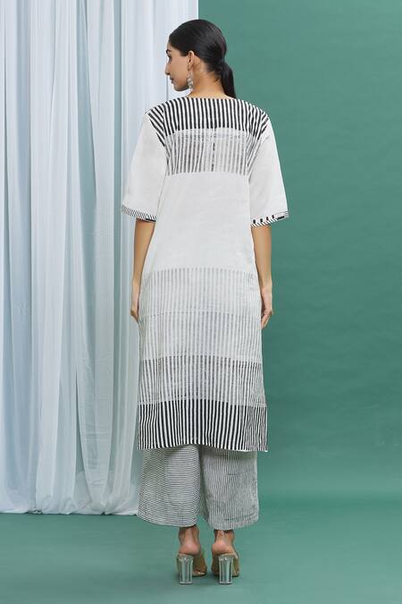 Shop_Banana Labs_Black Cotton Printed Stripe Round Straight Kurta Set _at_Aza_Fashions