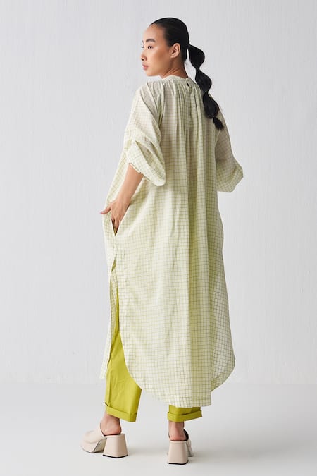 Shop_THREE_Green Poplin Plain Narrow Bottom Pant _at_Aza_Fashions
