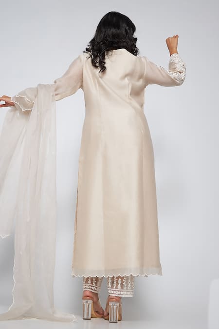 Shop_Asaga_Silver Chanderi, Muslin, Organza Embroidery Mandarin Stella Floral Kurta Set _at_Aza_Fashions