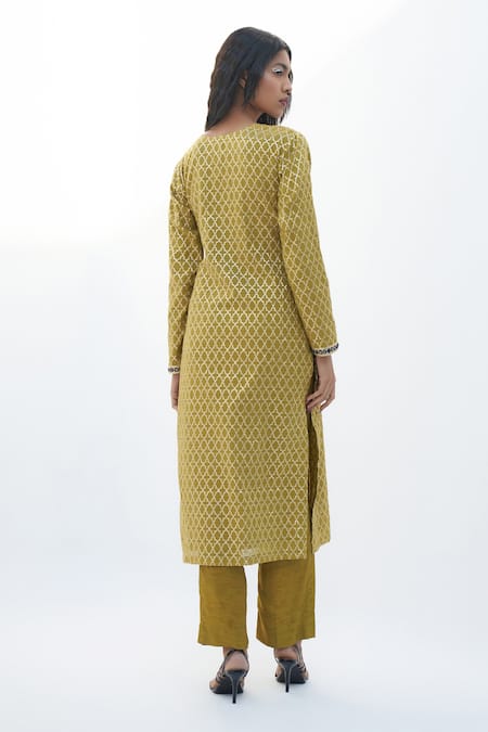 Shop_Nadima Saqib_Green Chanderi, Jacquard Mirrors, Zari, Embroidery Split V-neck Kurta And Pant Set _at_Aza_Fashions