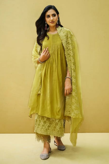 Shop Naaz By Noor Green Cotton, Organza, Chanderi Flower Embroidery Floral Lace Work Kurta Set at Aza Fashions Shop_Naaz By Noor_Green Cotton, Organza, Chanderi Flower Embroidery Floral Lace Work Kurta Set _at_Aza_Fashions