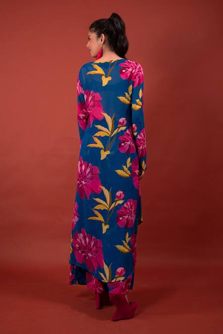 Shop Rimi Nayak Blue Georgette V-neck Chrysanthemum Flower Print Draped Kurta at Aza Fashions Shop_Rimi Nayak_Blue Georgette V-neck Chrysanthemum Flower Print Draped Kurta _at_Aza_Fashions