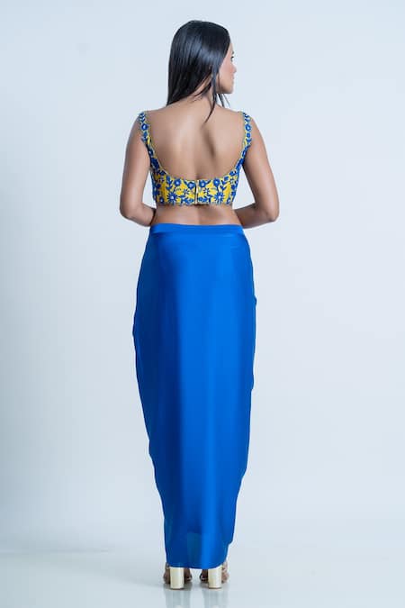 Shop Nautanky Blue Bustier Silk, Dupatta Organza, Skirt Satin Flower Threadwork Set at Aza Fashions Shop_Nautanky_Blue Bustier Silk, Dupatta Organza, Skirt Satin Flower Threadwork Set _at_Aza_Fashions