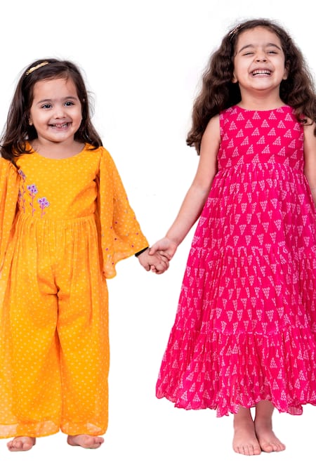 Shop Vivedkids Pink Chiffon Embroidery Bandhani Print Dress at Aza Fashions Shop_Vivedkids_Pink Chiffon Embroidery Bandhani Print Dress _at_Aza_Fashions