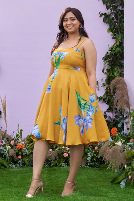 Shop Pooja Bagaria Yellow Silk Square Neck Wild Saffron Print Dress at Aza Fashions Shop_Pooja Bagaria_Yellow Silk Square Neck Wild Saffron Print Dress_at_Aza_Fashions