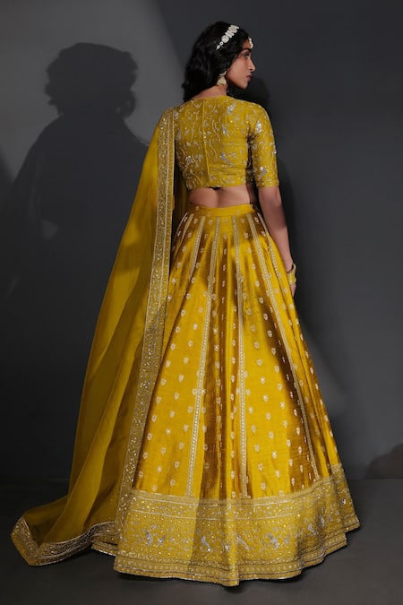 Shop Taisha Yellow , Kota Doria, Organza Zari, Embroidered Bridal Lehenga Set at Aza Fashions Shop_Taisha_Yellow , Kota Doria, Organza Zari, Embroidered Bridal Lehenga Set _at_Aza_Fashions