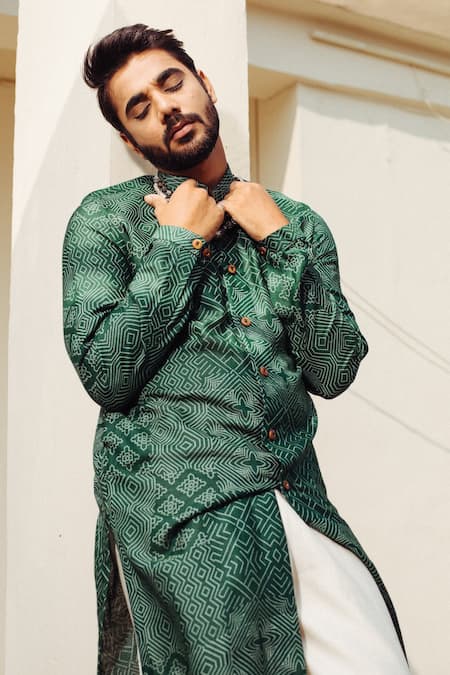 Shop Ankita Shahabadi Green Silk Abstract Pattern Kurta Set at Aza Fashions Shop_Ankita Shahabadi_Green Silk Abstract Pattern Kurta Set _at_Aza_Fashions