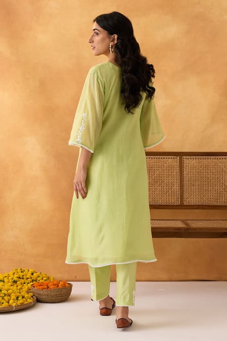 Shipraa Grover Shiza Embroidered Kurta & Pant Set 