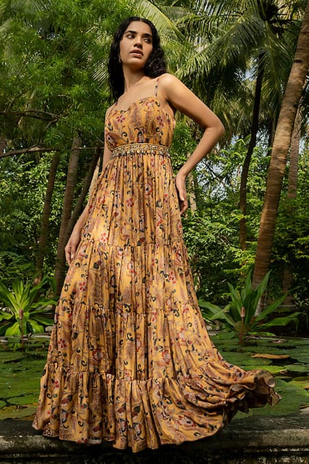 Women Casual Wear Latest Trendy Kalamkari Silk Gowns, Size: Free Size at Rs  1100 in Surat