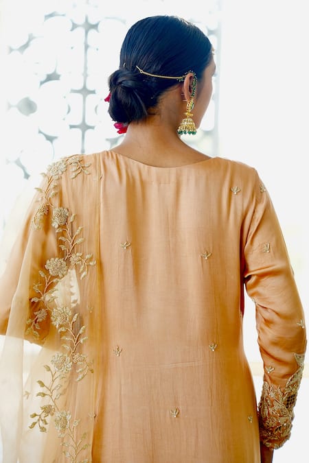 Shop_Gul By Aishwarya_Gold Satin Silk Hand Embroidered Cutdana Notched Pakistani Kurta Set  _at_Aza_Fashions