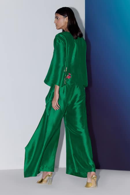 Shop Febo6 Green Silk Embroidery Round Neck Flower Vine Thread Top With Pant at Aza Fashions Shop_Febo6_Green Silk Embroidery Round Neck Flower Vine Thread Top With Pant _at_Aza_Fashions