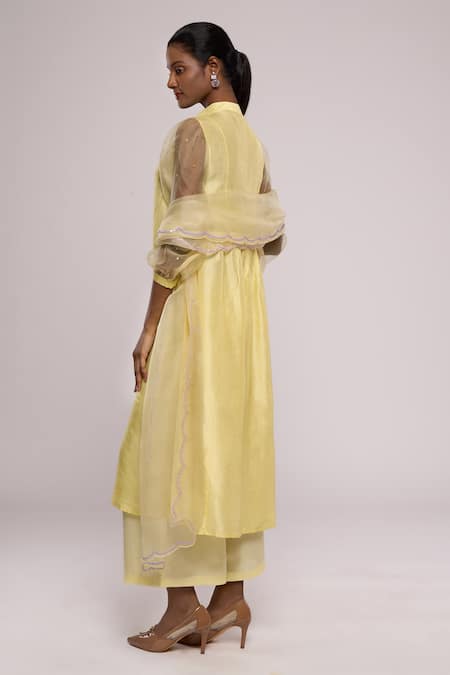 Shop Mayu Kothari Yellow Silk, Organza Embroidery Bandeau Neck Yoke Floral Kurta Palazzo Set at Aza Fashions Shop_Mayu Kothari_Yellow Silk, Organza Embroidery Bandeau Neck Yoke Floral Kurta Palazzo Set_at_Aza_Fashions