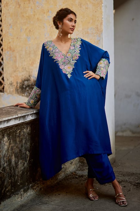 Mrunalini Rao Blue Silk Embroidery V-neck Placement Kaftan And Pant Set Online at Aza Fashions Mrunalini Rao_Blue Silk Embroidery V-neck Placement Kaftan And Pant Set _Online_at_Aza_Fashions