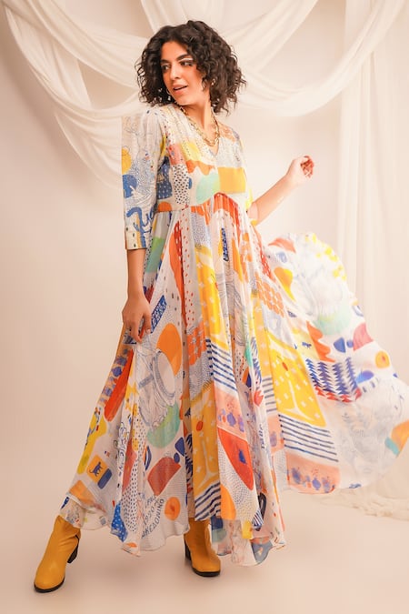 Shop Jajaabor Multi Color Georgette Embroidery Zari V Neck Abstract Anarkali And Pant Set at Aza Fashions Shop_Jajaabor_Multi Color Georgette Embroidery Zari V Neck Abstract Anarkali And Pant Set _at_Aza_Fashions