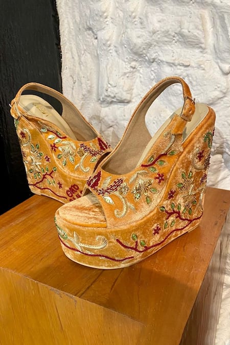 Shop Tiesta Yellow Embroidery Nazm Open Toe Wedges at Aza Fashions Shop_Tiesta_Yellow Embroidery Nazm Open Toe Wedges _at_Aza_Fashions