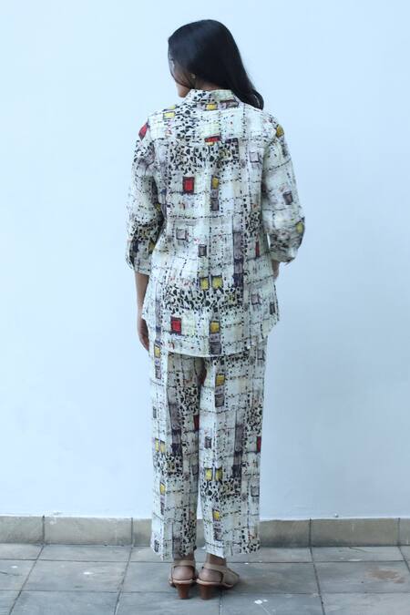 Shop_Linen Bloom_Multi Color 100% Linen Digital Window Pant _at_Aza_Fashions