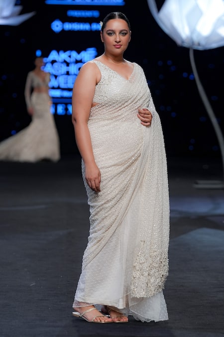 Disha Patil Hand Embroidered Saree & Blouse Set 