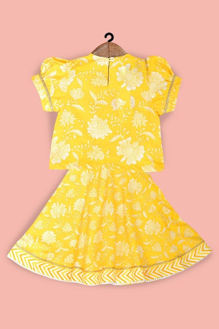 Shop Pankhuri By Priyanka Yellow Cotton Floral Print Lehenga And Blouse Set at Aza Fashions Shop_Pankhuri By Priyanka_Yellow Cotton Floral Print Lehenga And Blouse Set _at_Aza_Fashions